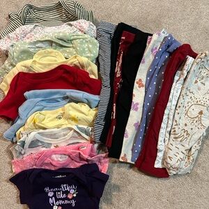 Mixed Baby Onesie and Legging Set - Multicolor